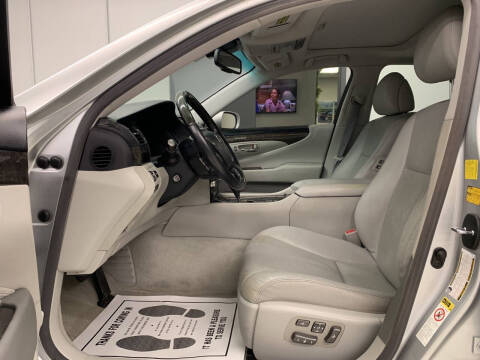 2010 Lexus LS 460