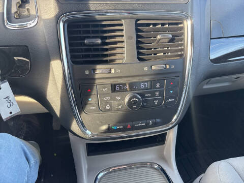 2013 Dodge Grand Caravan Crew