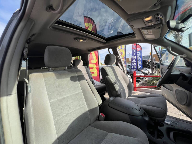 2007 Toyota Sequoia SR5