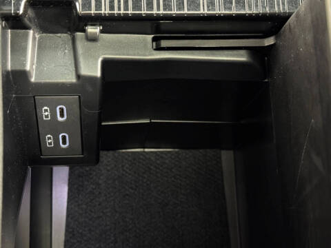 2025 Toyota Sienna XSE 7-Passenger