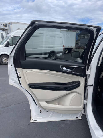 2016 Ford Edge Titanium