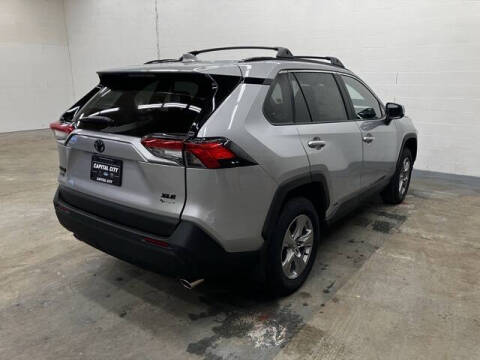 2025 Toyota RAV4 Hybrid XLE