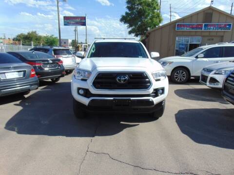 2019 Toyota Tacoma for sale at Avalanche Auto Sales in Denver CO