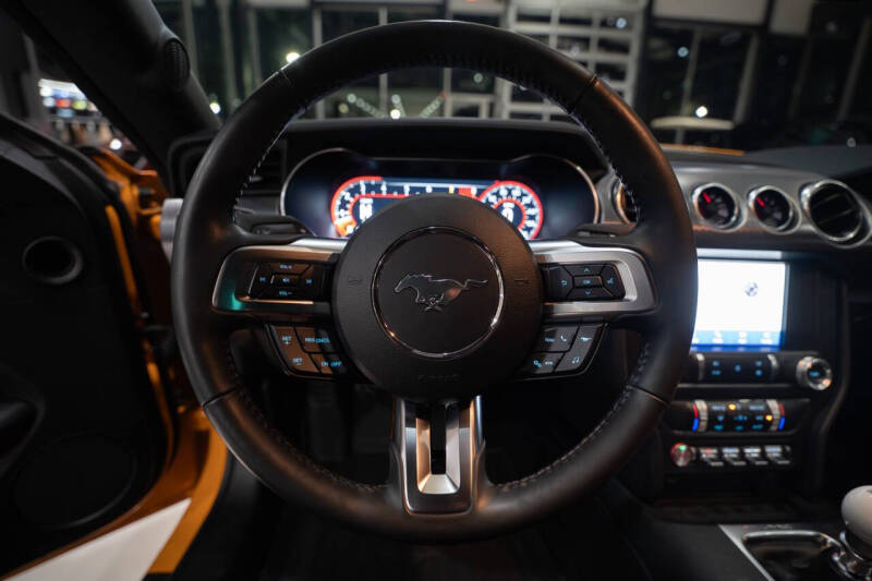 2022 Ford Mustang Mach 1