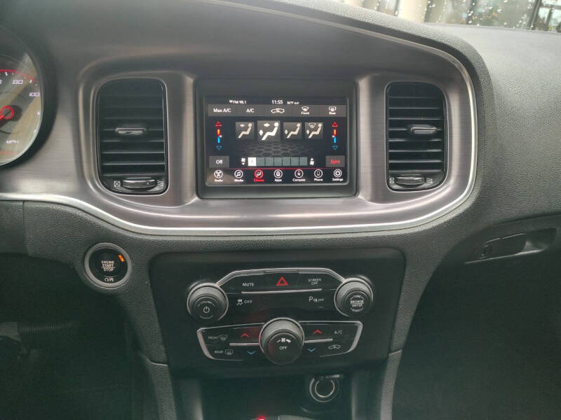 2018 Dodge Charger SXT