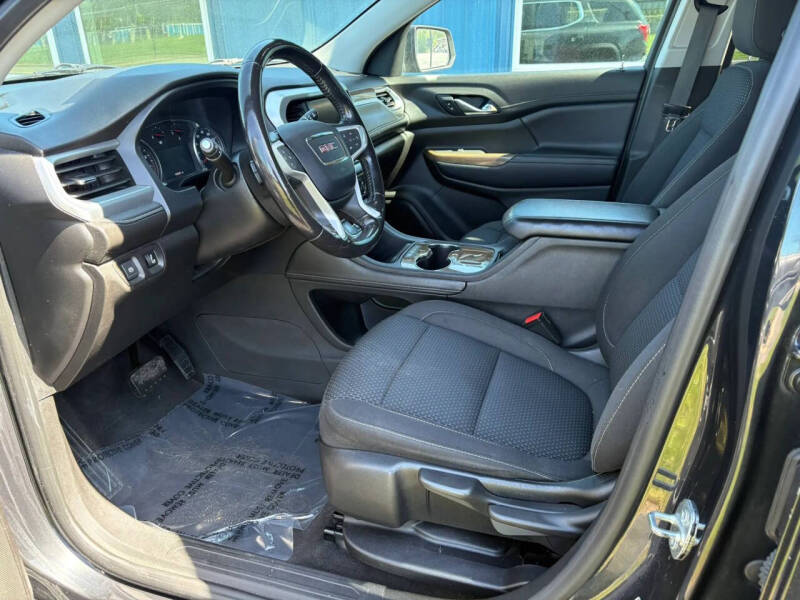 2020 GMC Acadia SLE