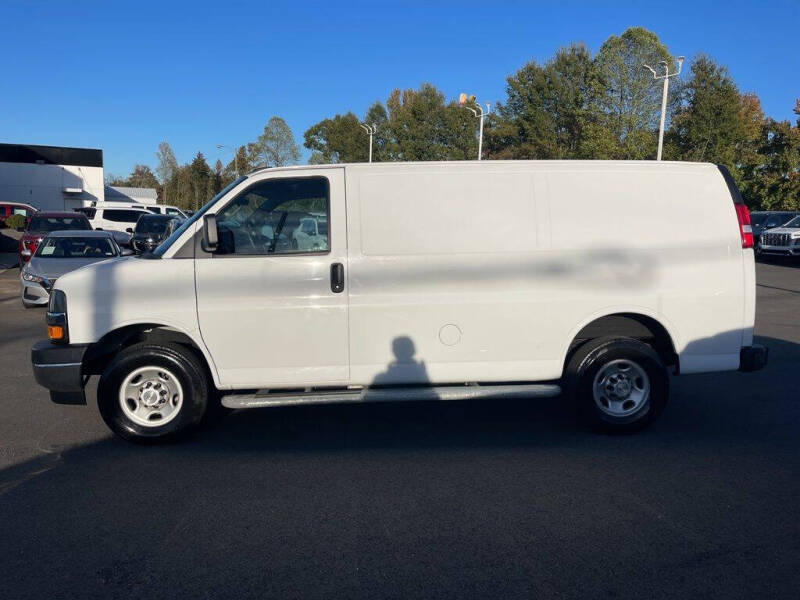 2023 Chevrolet Express 2500