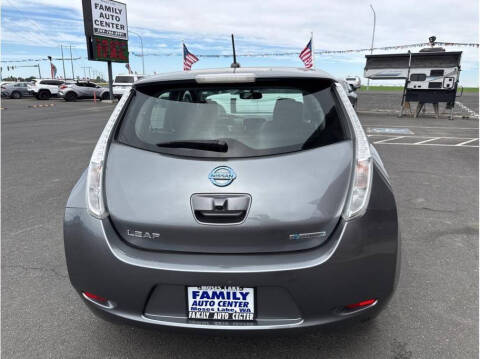 2015 Nissan LEAF
