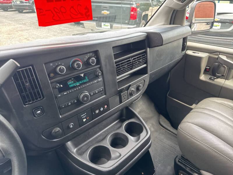 2017 Chevrolet Express LS 2500