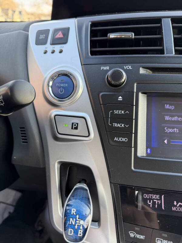 2012 Toyota Prius v Three