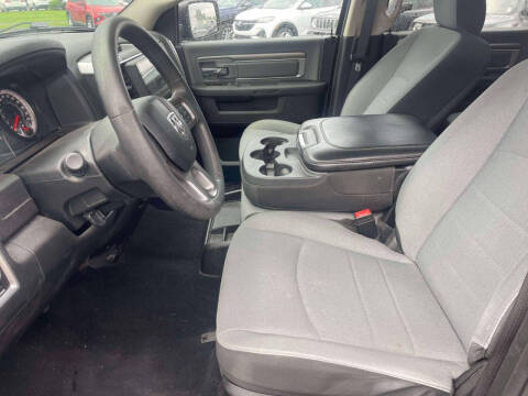 2021 RAM 1500 Classic SLT