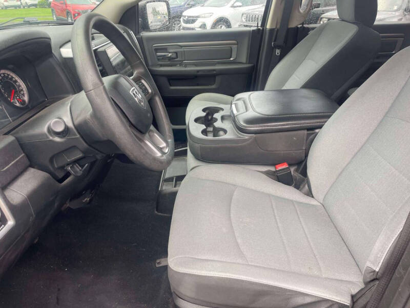 2021 RAM 1500 Classic SLT