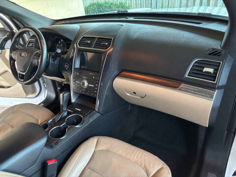 2017 Ford Explorer Limited