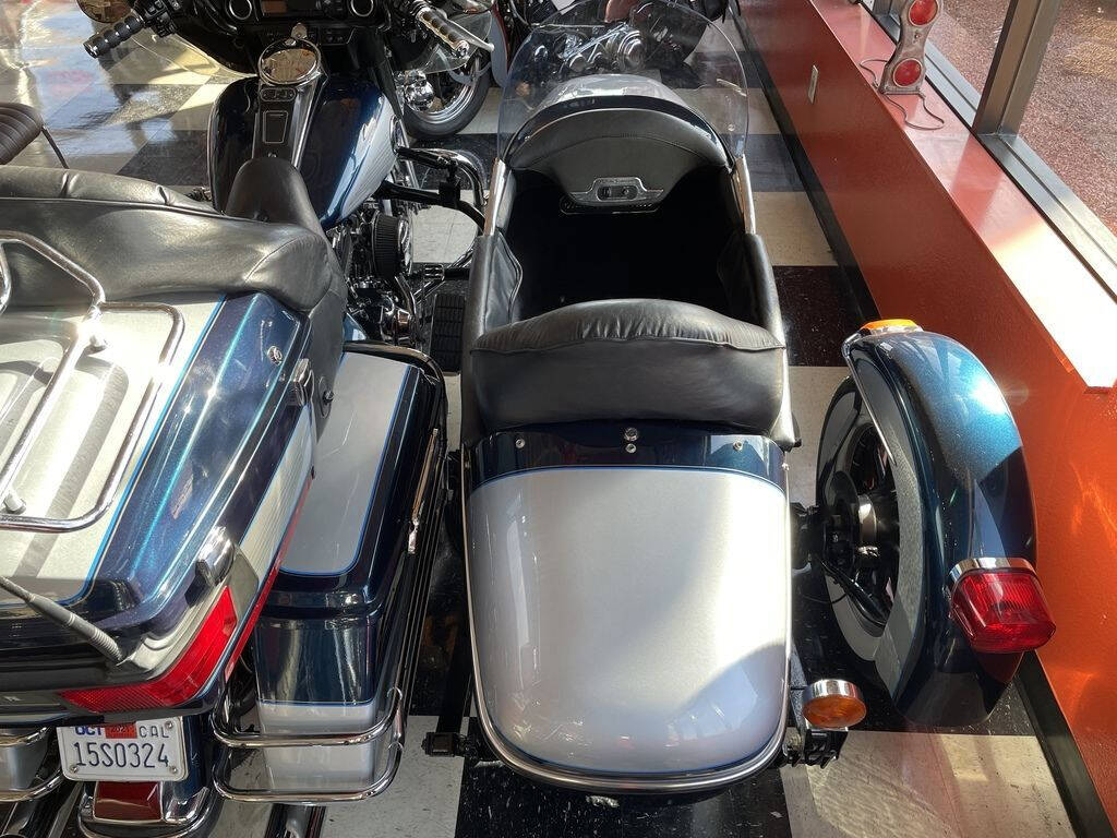 2001 Harley-Davidson FLHTCI - Electra Glide C 39