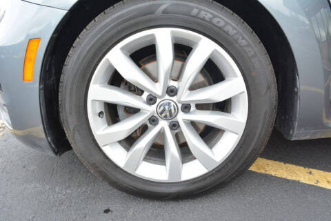 2017 Volkswagen Beetle