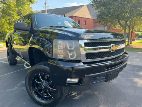 2011 Chevrolet Silverado 1500 for sale at Amazing Luxury Motors LLC in Gainesville GA