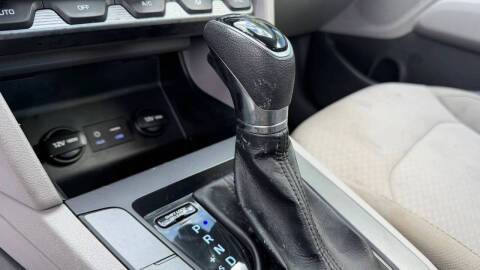 2020 Hyundai Elantra