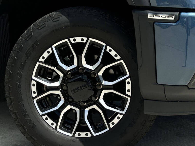 2025 GMC Sierra 3500HD