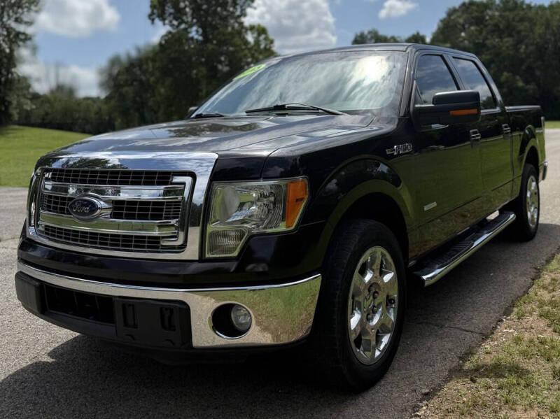 2013 Ford F-150 XL's photo