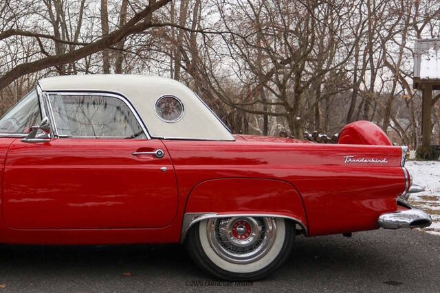 1956 Ford Thunderbird