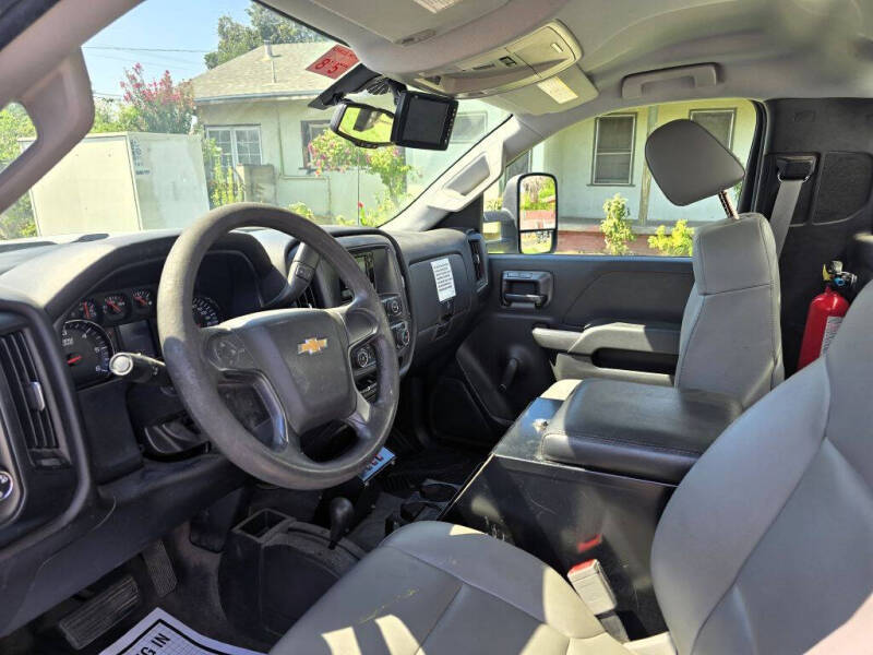 2015 Chevrolet Silverado 3500HD CC