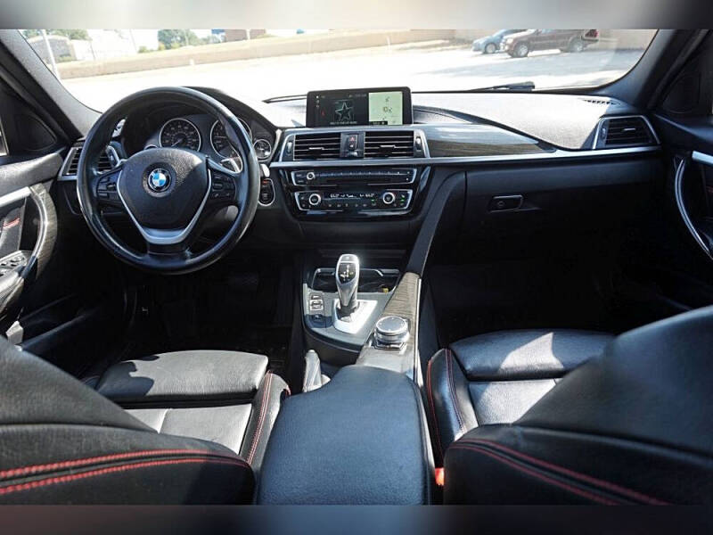 2018 BMW 3 Series 330i