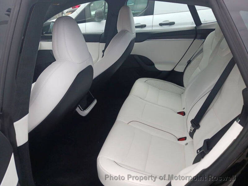 2022 Tesla Model S Plaid