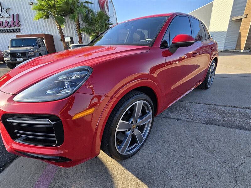 2022 Porsche Cayenne S