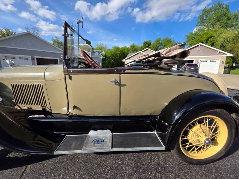 1928 Ford Roadster