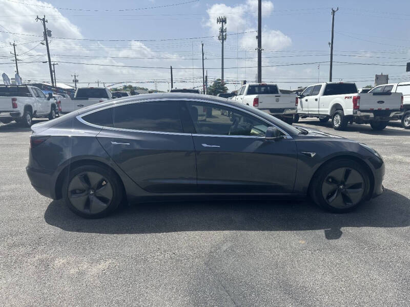 2019 Tesla Model 3 Mid Range