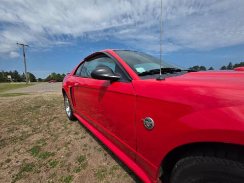 2004 Ford Mustang GT Deluxe