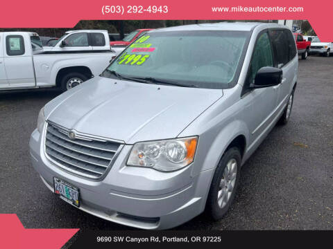 2010 Chrysler Town and Country