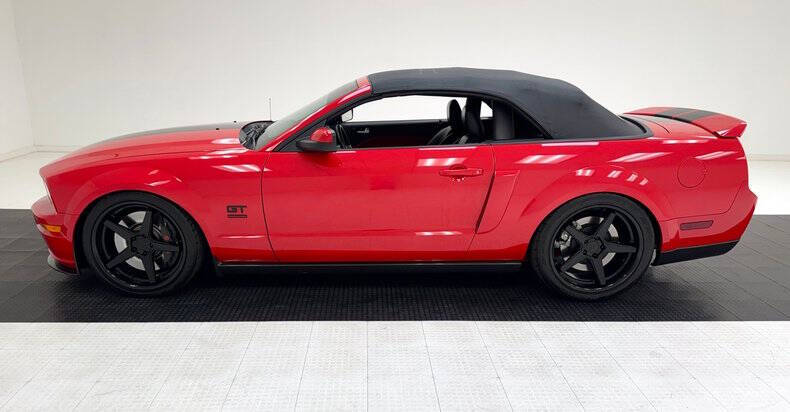 2005 Ford Mustang