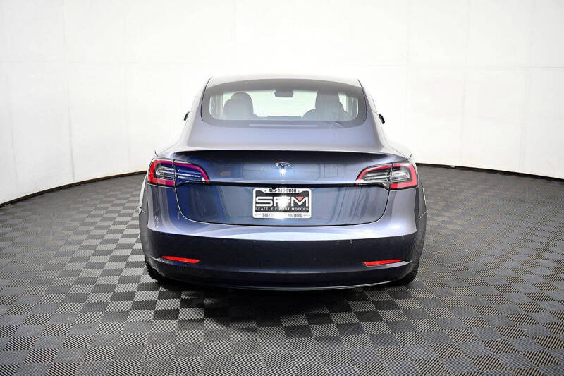 2019 Tesla Model 3 Standard Range Plus