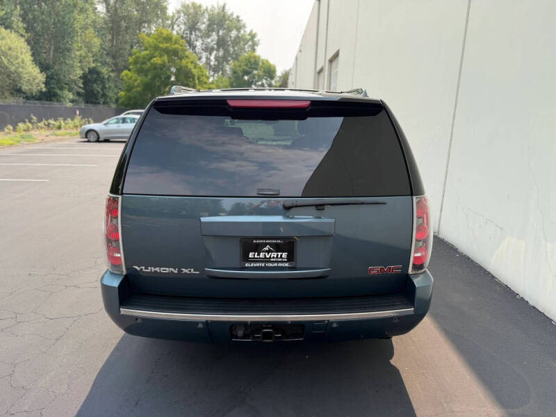 2007 GMC Yukon XL Denali