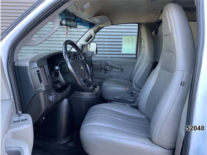 2023 Chevrolet Express 2500