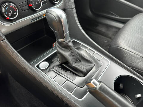 2015 Volkswagen Passat 1.8T Limited Edition