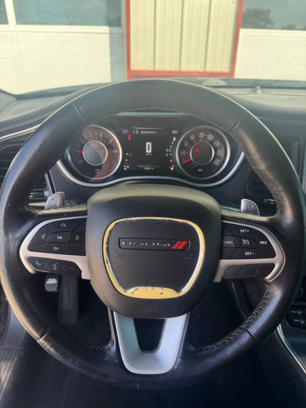 2015 Dodge Challenger SXT Plus