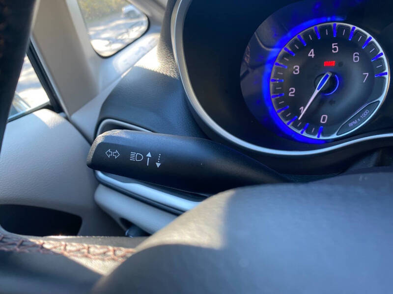 2017 Chrysler Pacifica Touring-L