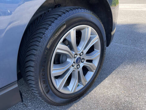 2019 Ford Edge Titanium
