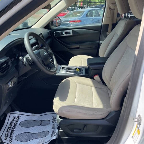2020 Ford Explorer