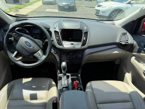 2019 Ford Escape SEL