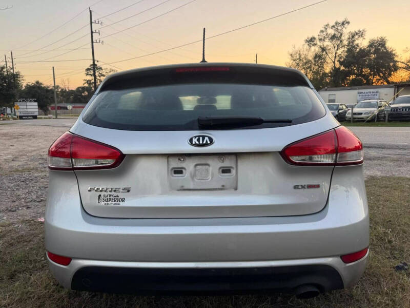 2016 Kia Forte5 EX photo 6