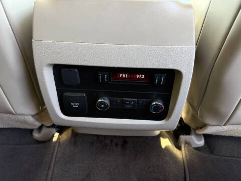 2017 Lincoln Navigator L Select