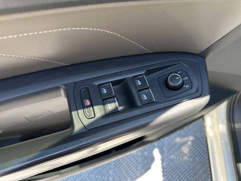 2023 Volkswagen Atlas SE