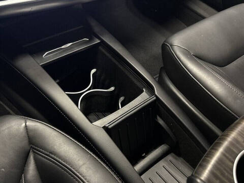 2016 Tesla Model S 75D