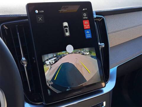 2026 Volvo XC90 B6 Core