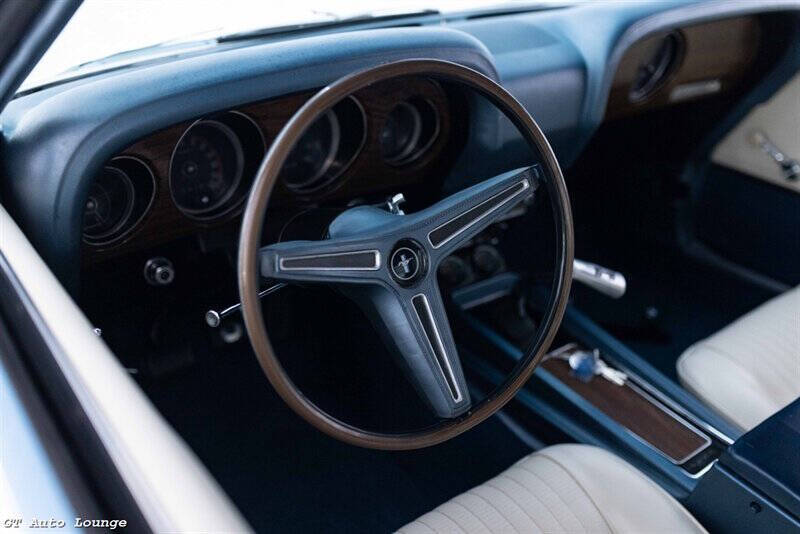 1970 Ford Mustang 38