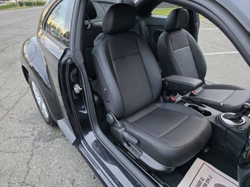 2016 Volkswagen Beetle 1.8T Classic PZEV