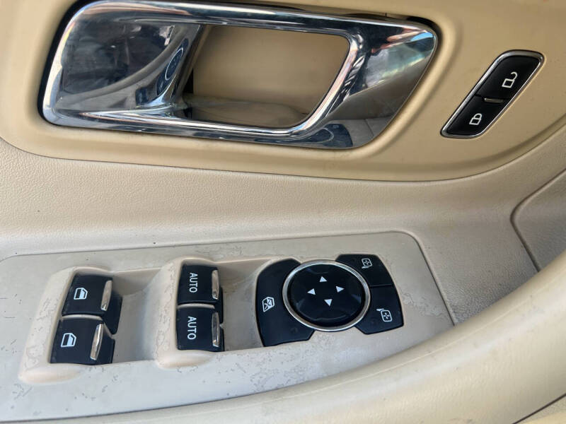 2013 Ford Taurus Limited